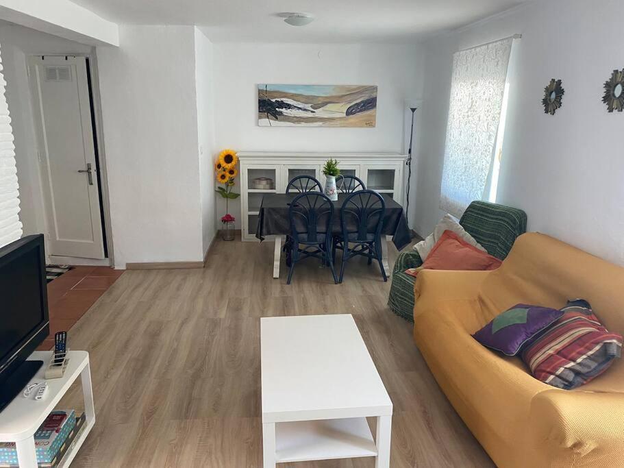 شقة Beautiful Centric Townhouse دينايا المظهر الخارجي الصورة